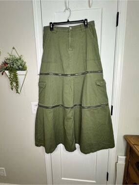Social Collision Cargo Zip Off Skirt